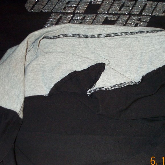 VIE+RICHE PARIS Color-Block Silver Sequin T-shirt - Picture 6 of 8